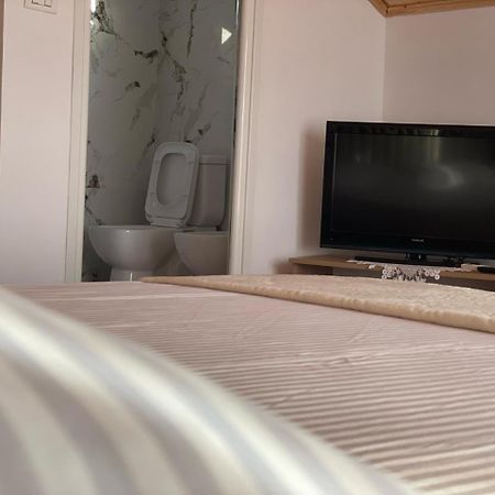 Guesthouse & Hospitality Berat Zewnętrze zdjęcie