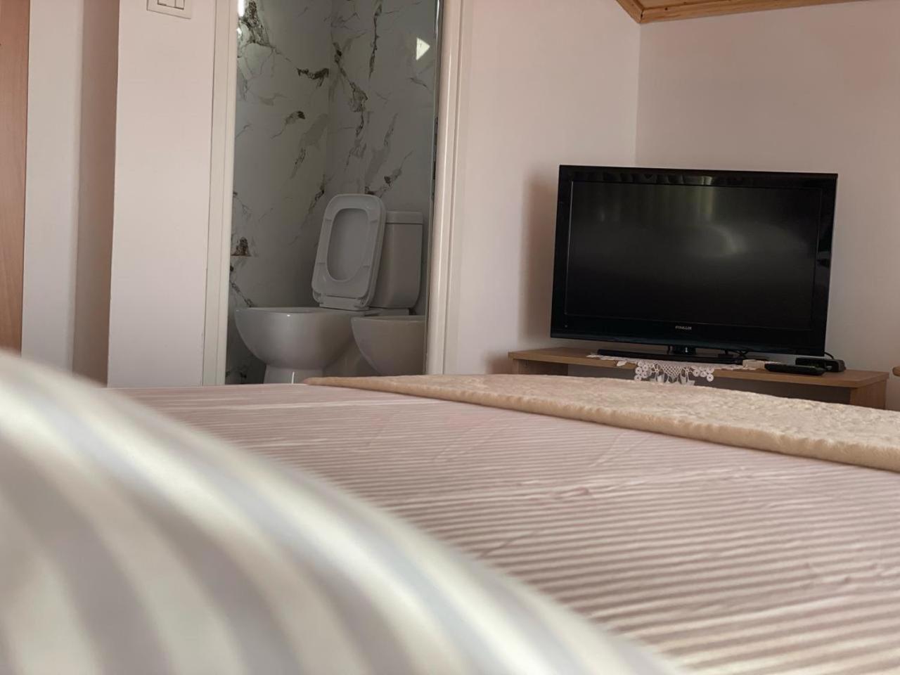 Guesthouse & Hospitality Berat Zewnętrze zdjęcie