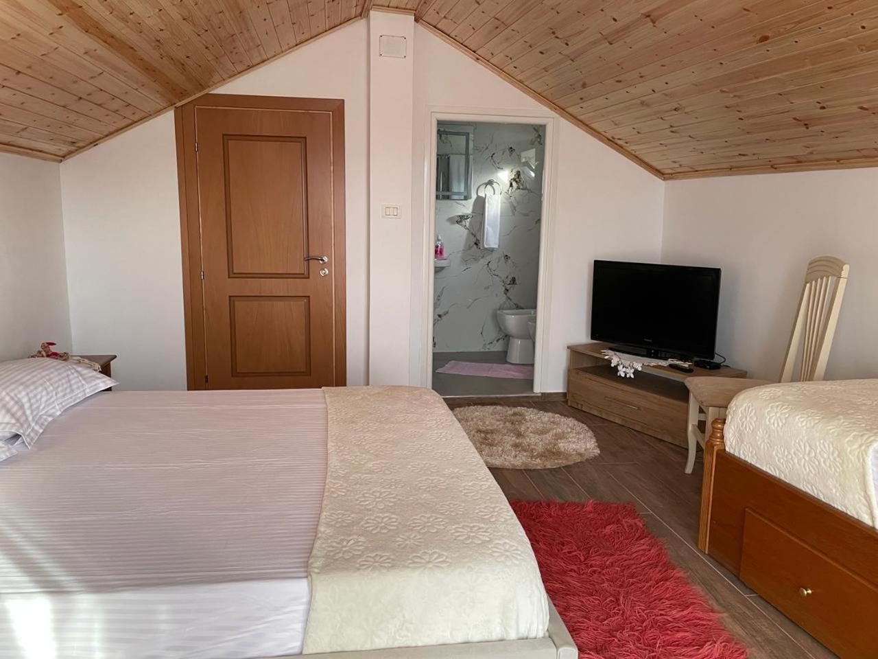 Guesthouse & Hospitality Berat Zewnętrze zdjęcie