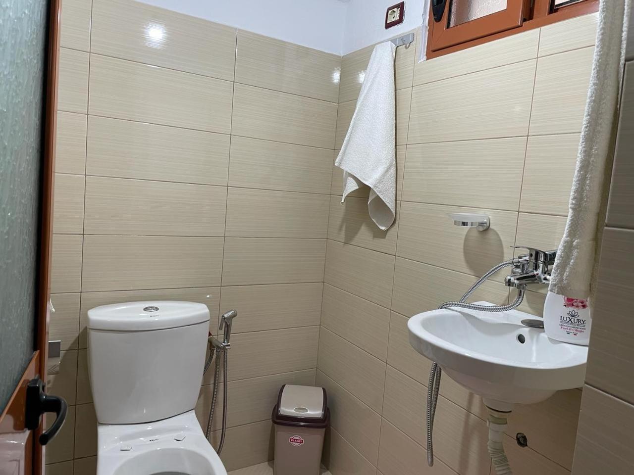 Guesthouse & Hospitality Berat Zewnętrze zdjęcie