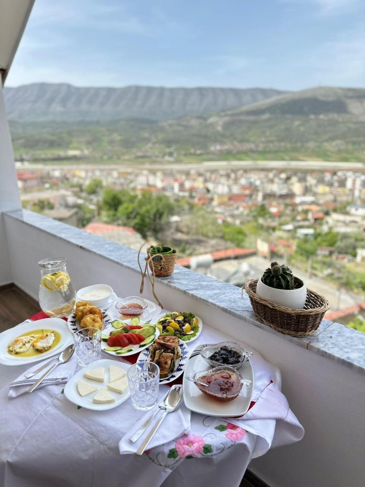Guesthouse & Hospitality Berat Zewnętrze zdjęcie