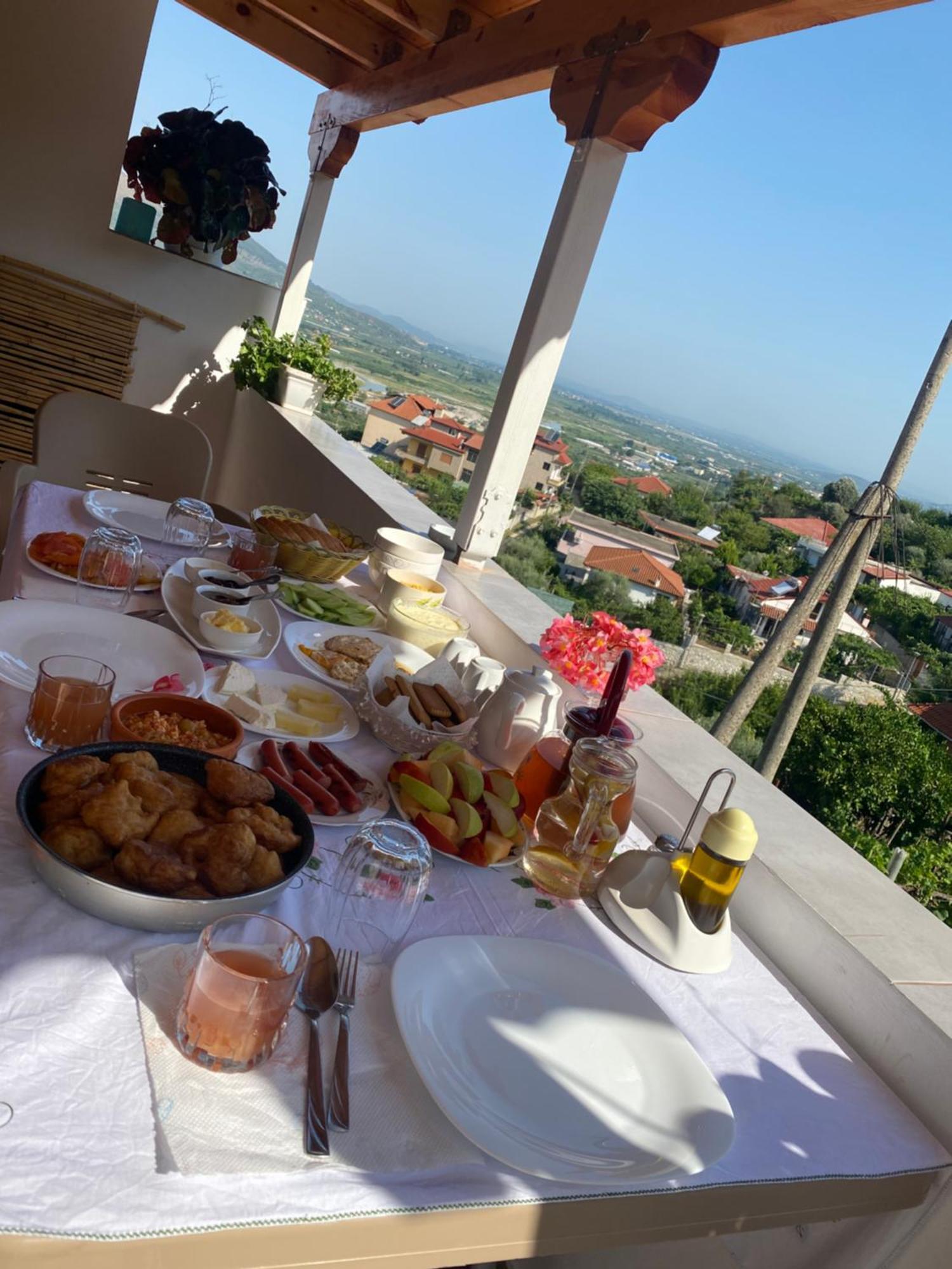 Guesthouse & Hospitality Berat Zewnętrze zdjęcie