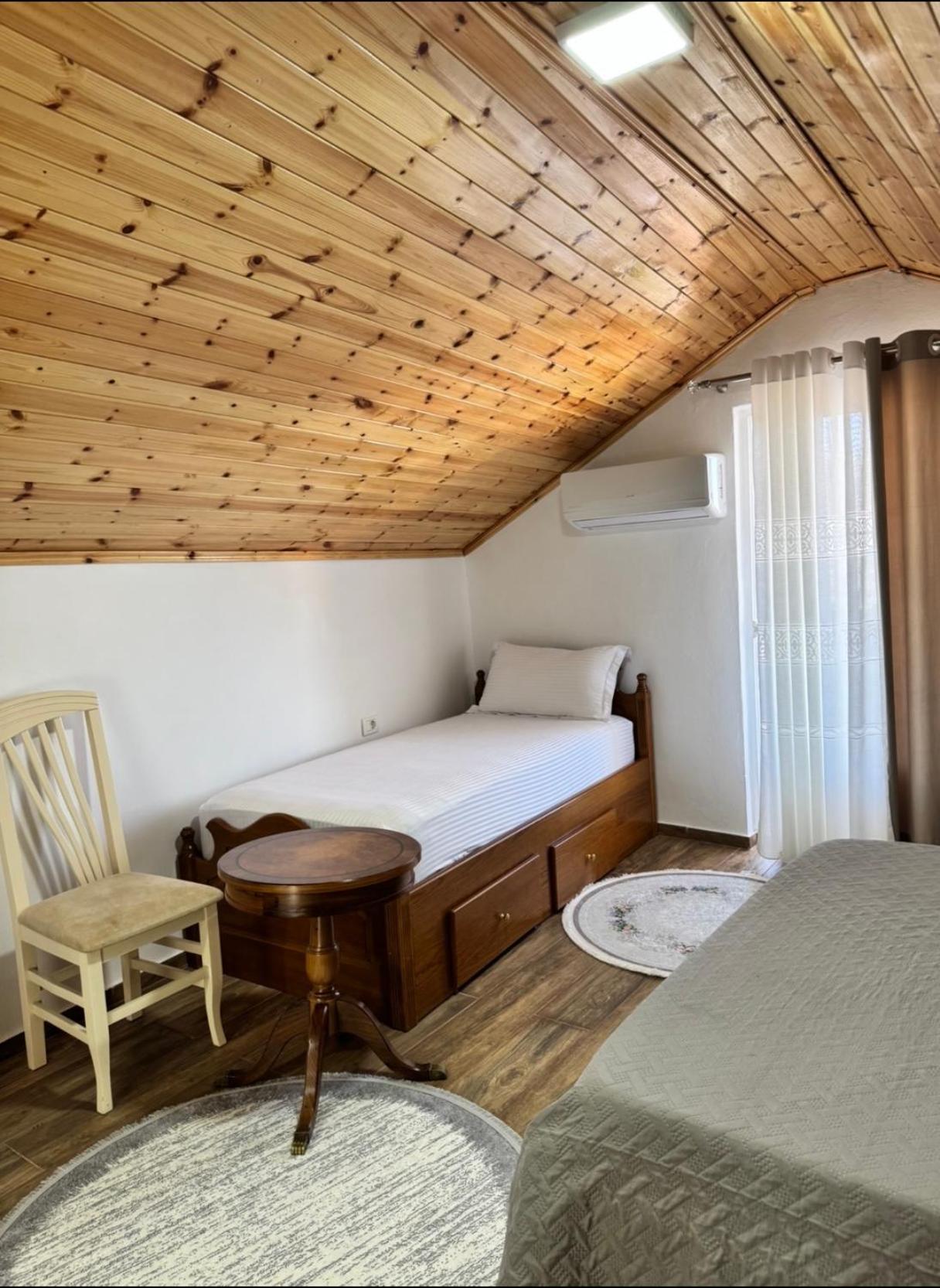 Guesthouse & Hospitality Berat Zewnętrze zdjęcie